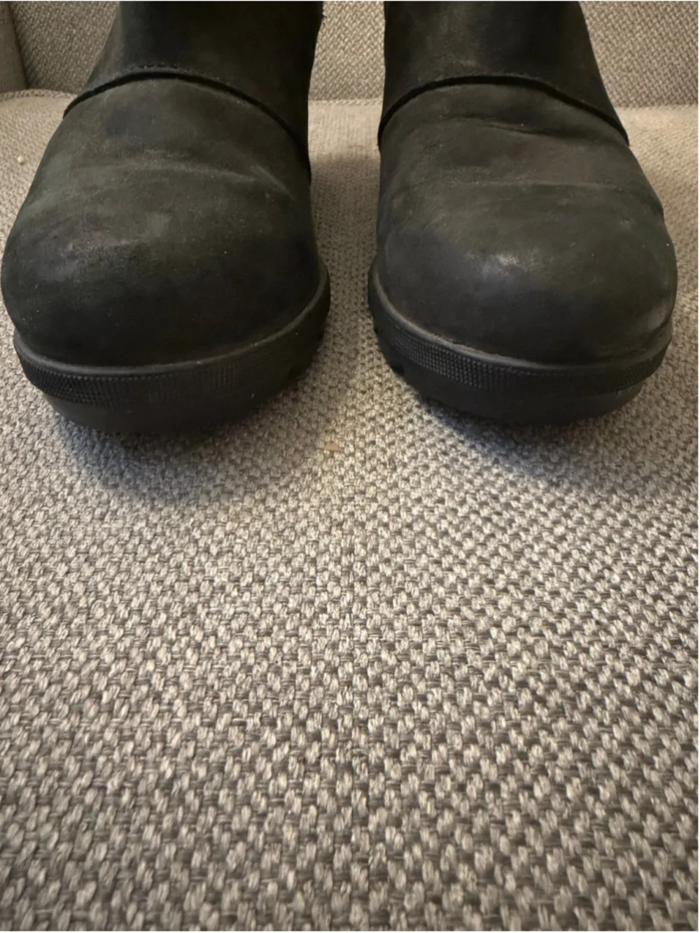Sorel Joan Rhapsody Chelsea Leather Wedge Boot, Sz 7 see pics of back heel